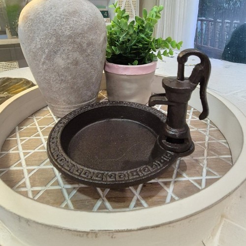 Vintage style cast iron bird - cast,
