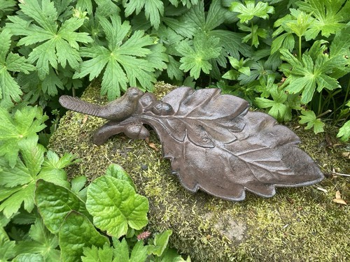 Small metal cast - small, iron