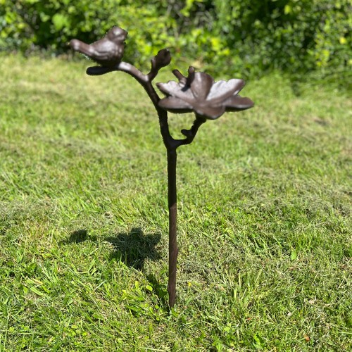 Cast iron wild - bird, feeder